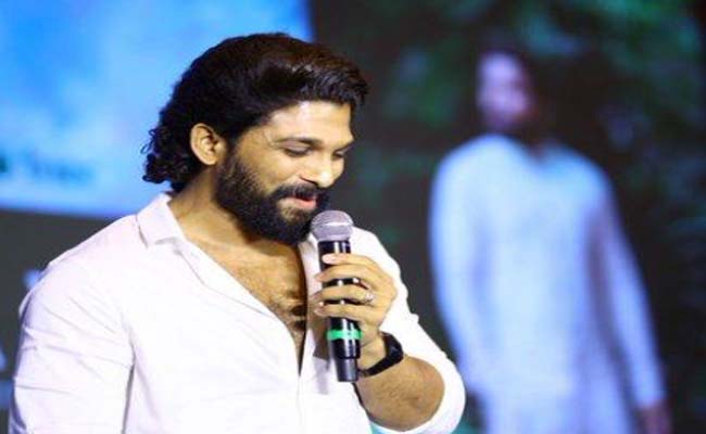 Allu Arjun Leaks Dialogue From Pushpa 2 Deets Inside